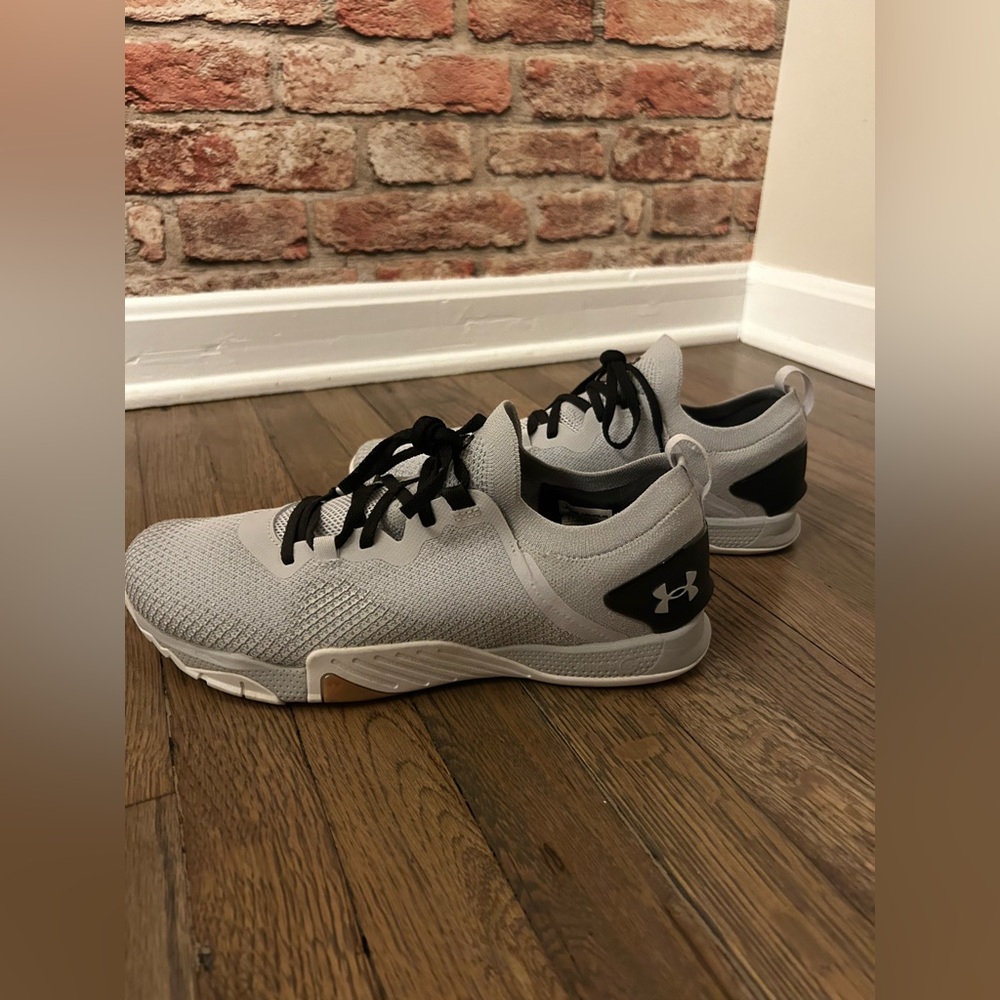 Under Armour Men's Gray Training Shoes